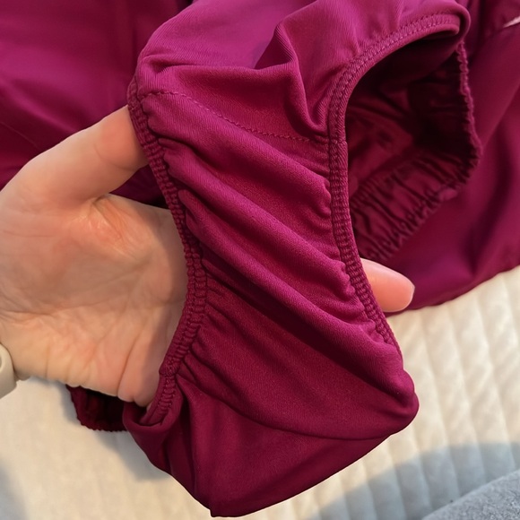 Nike women’s shorts - Picture 5 of 5